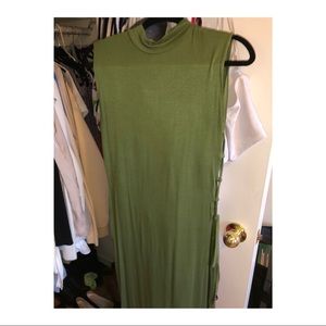 GREEN DRESS